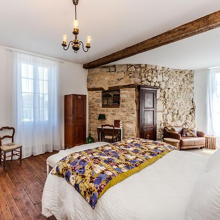 Un Petit Chateau Lauzun 外观 照片