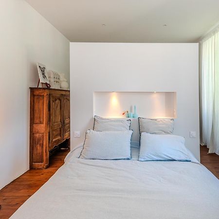 Un Petit Chateau Lauzun 外观 照片