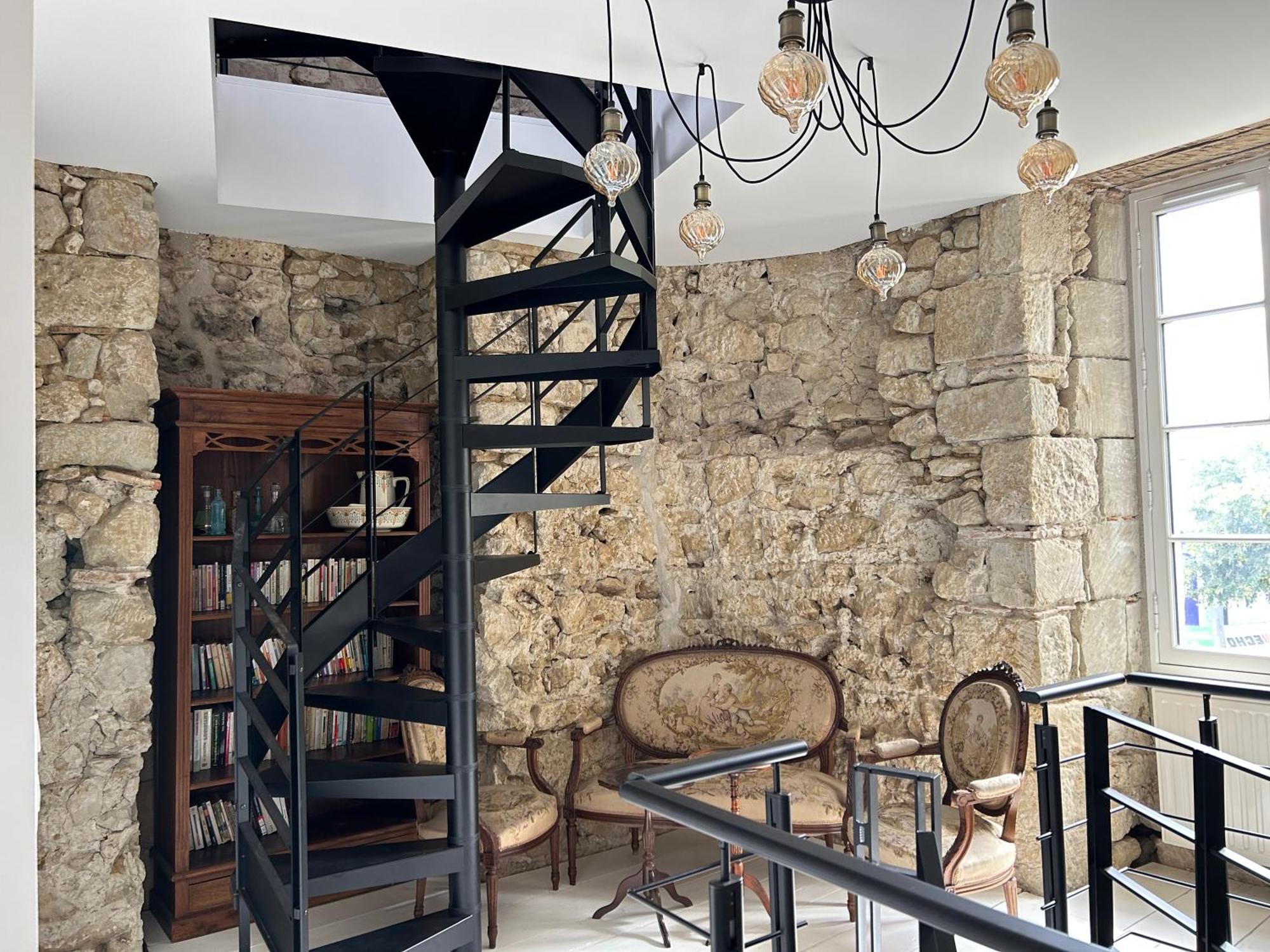 Un Petit Chateau Lauzun 外观 照片