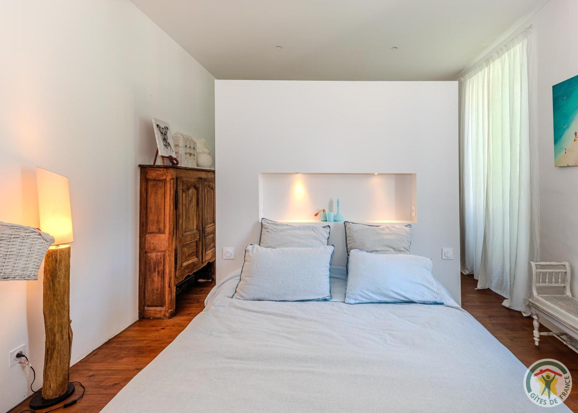 Un Petit Chateau Lauzun 外观 照片